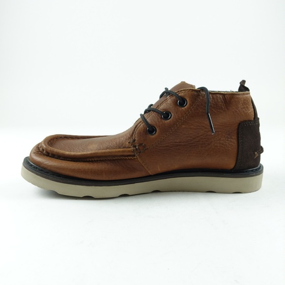TOMS Men\'s Waterproof Leather Chukka Boots R1S6 main image 4